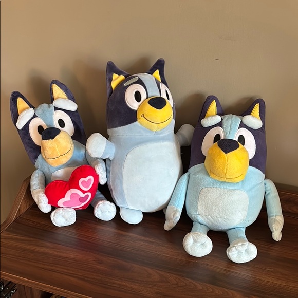 Bluey Plush Set - Picture 1 of 5